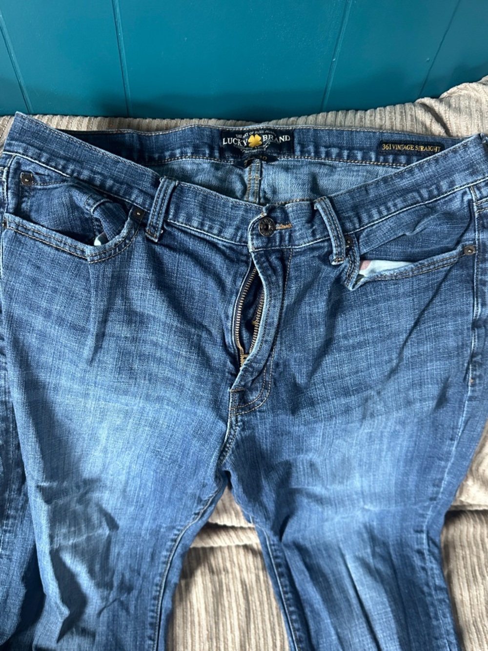 Lucky Brand Medium Blue Straight Jeans